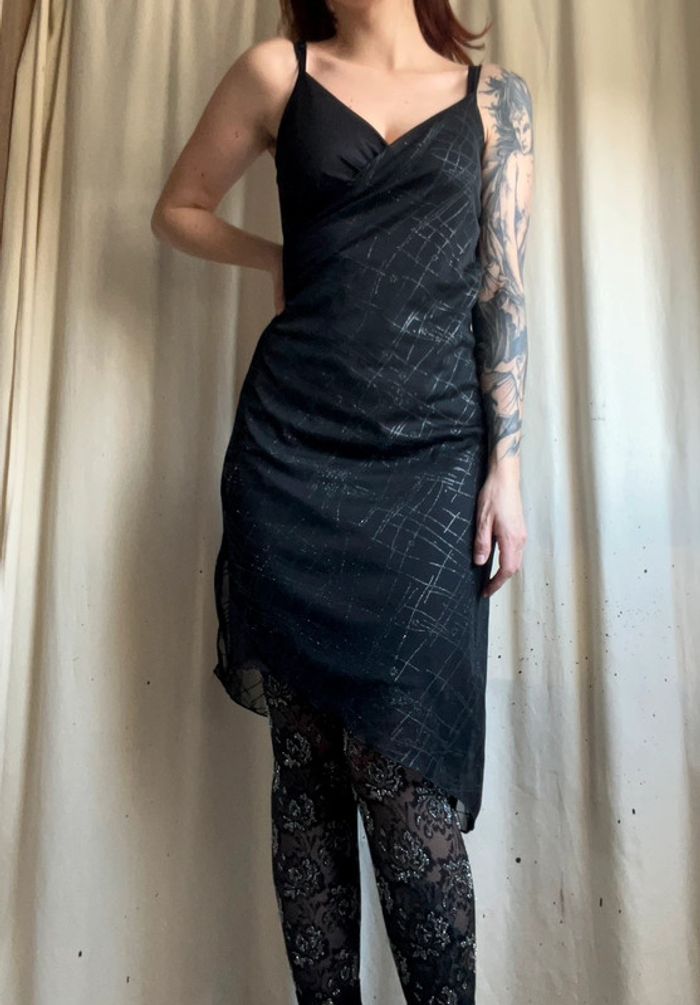 Robe asymétrique mesh paillettée Goth 🦇 vintage y2k - Taille S/M - photo numéro 5