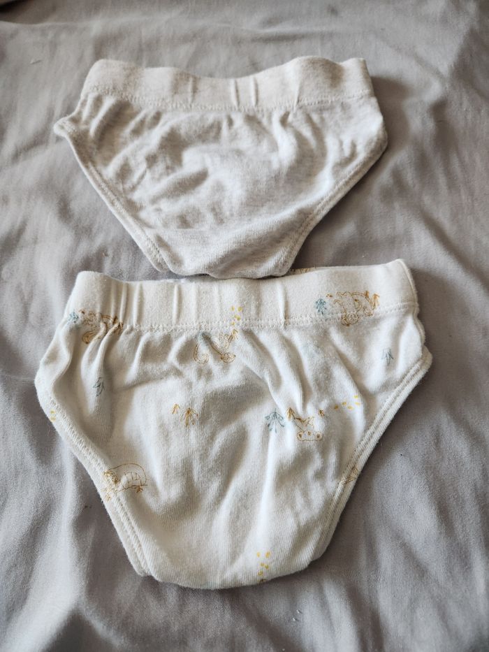 Slips taille 18 mois - photo numéro 2