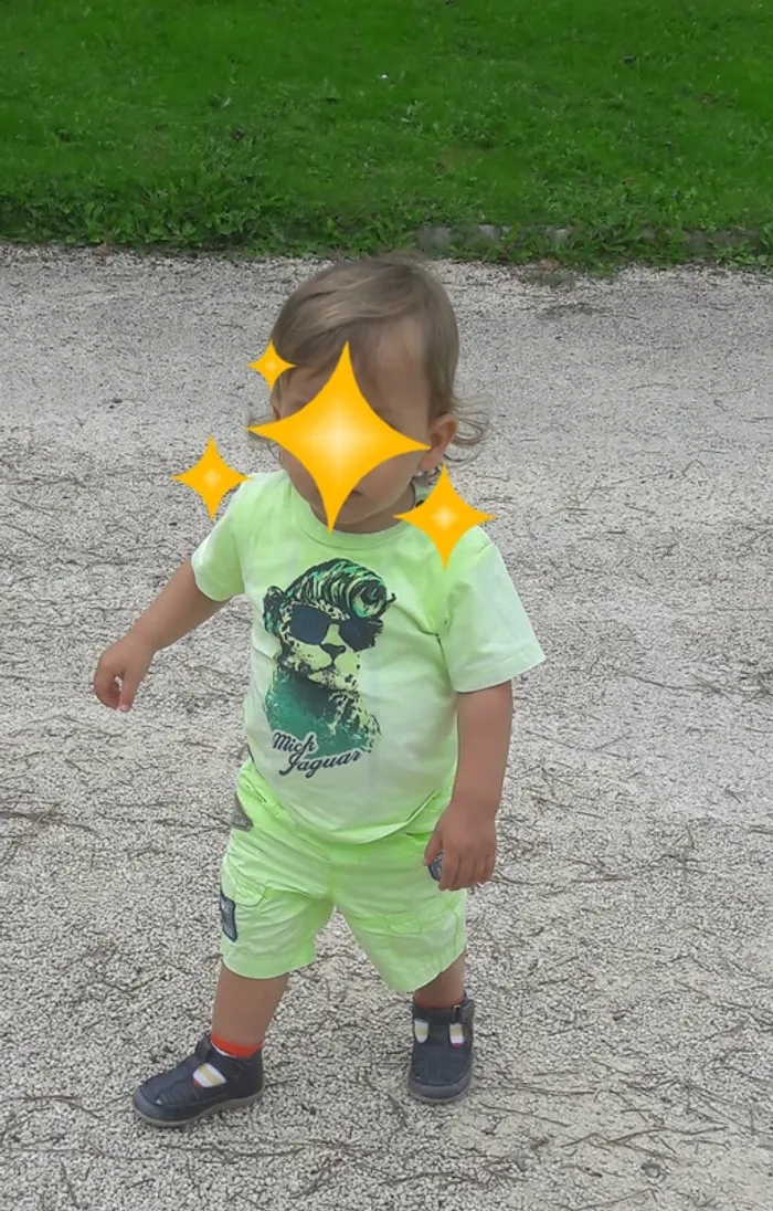 Ensemble short et tee shirt
