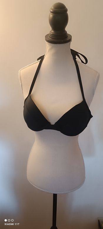 Haut de maillot de bain taille M