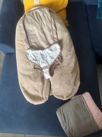 Coussin d’allaitement avec housses tineo