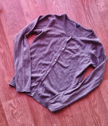 Gilet fin coloris gris unis taille 12 ans col rond