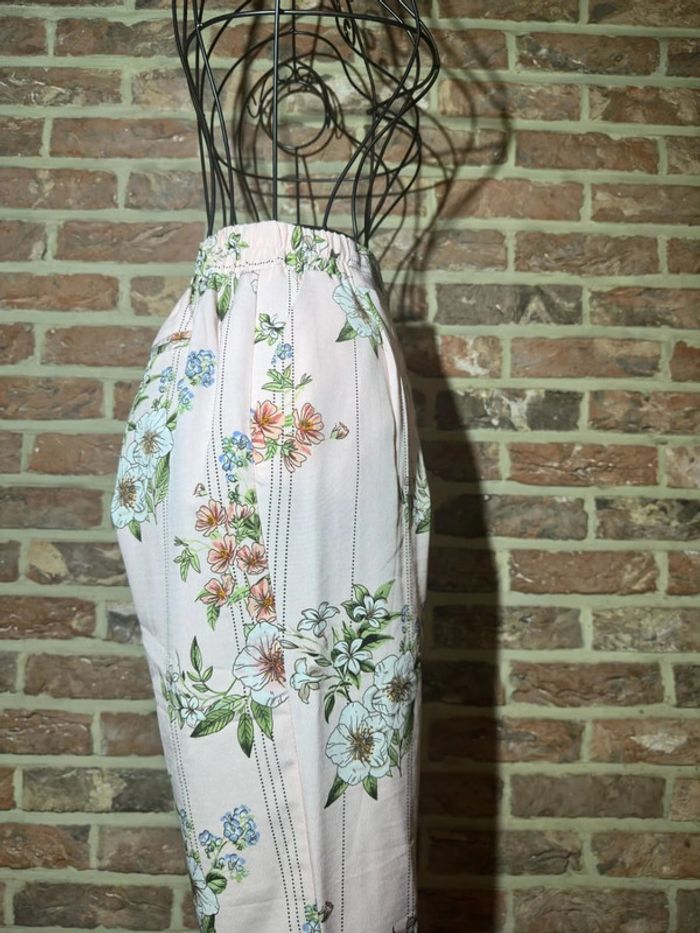 Pantalon rose clair fleuri Primark Taille XXS / 32 - photo numéro 14