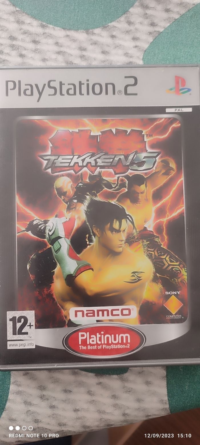 Tekken 5 pour PlayStation 2 - photo numéro 2