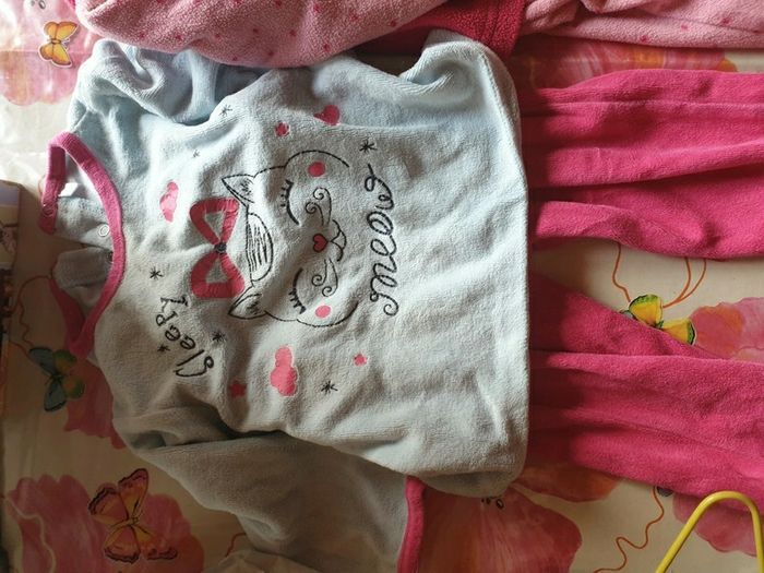 Lot de 3 pyjamas 2 pièces 12mois - photo numéro 2