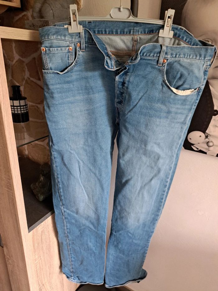 Jean levis
