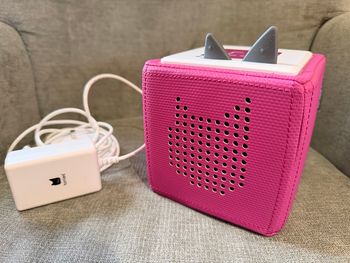 Toniebox rose fuchsia comme neuve