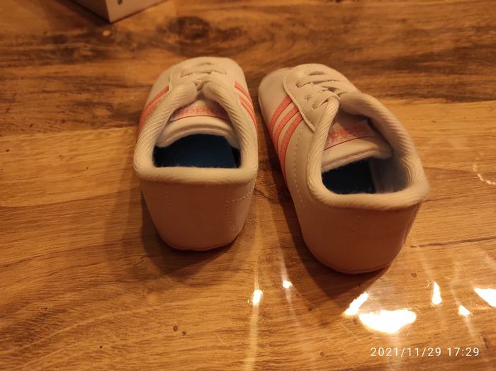 Baskets adidas - photo numéro 4
