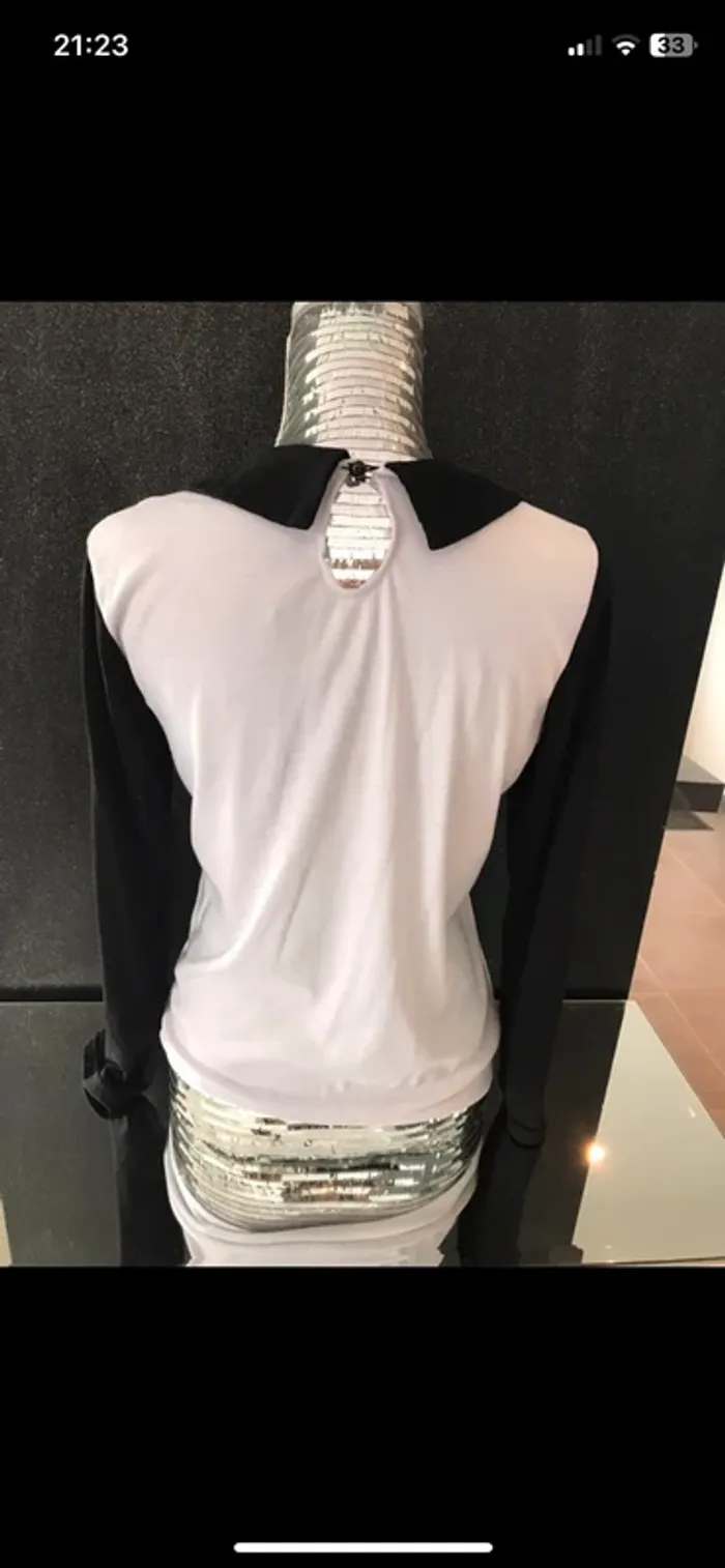 T-shirt manches longues avec col Claudine perlé taille 38 - photo numéro 4