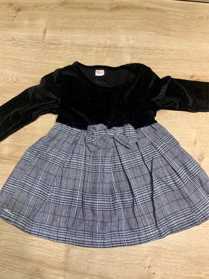Robe rock Shein - 74cm