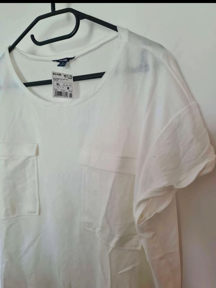 Tshirt taille 46 48 - photo numéro 4