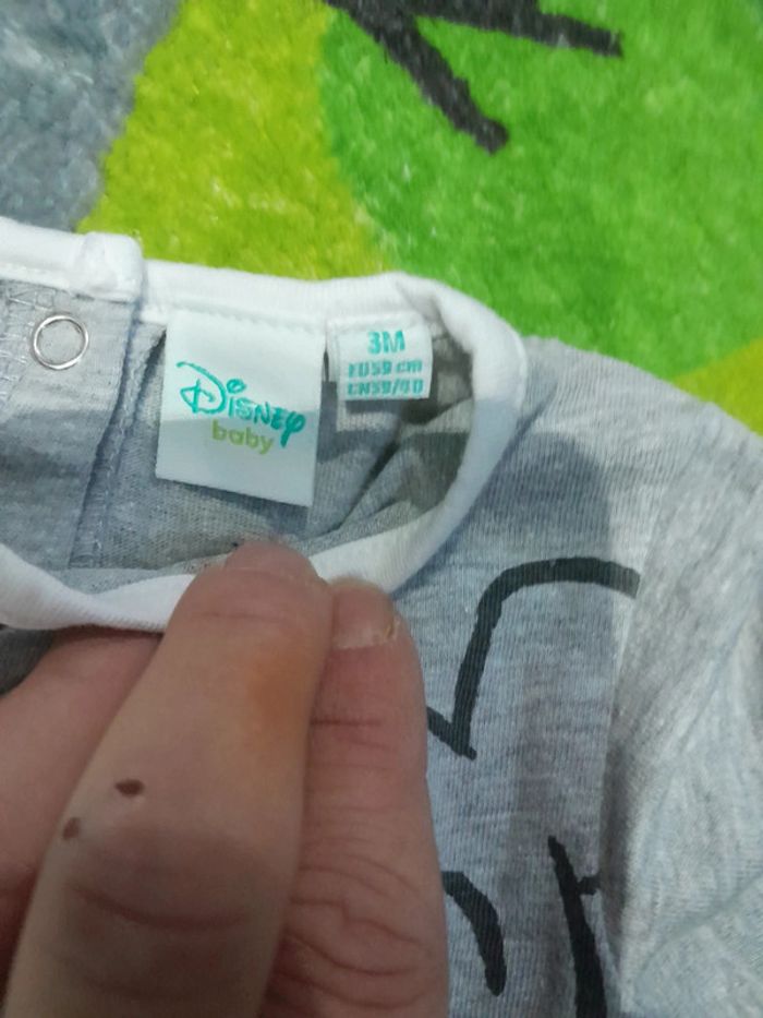 T-shirt disney 3 mois 👦 - photo numéro 2