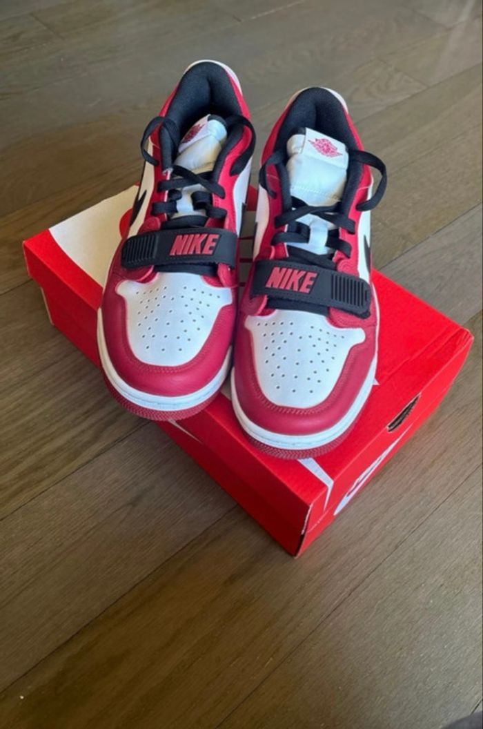 Air Jordan Legacy 312 Low 'Chicago Red' - photo numéro 4