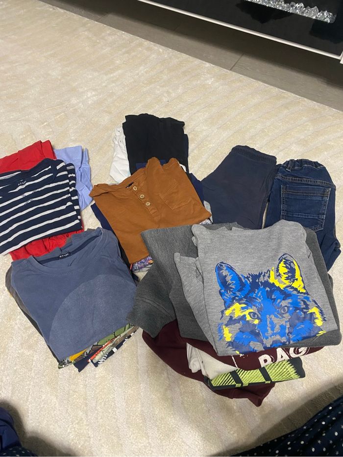 Lot vêtement garçon 5/6 ans - photo numéro 3