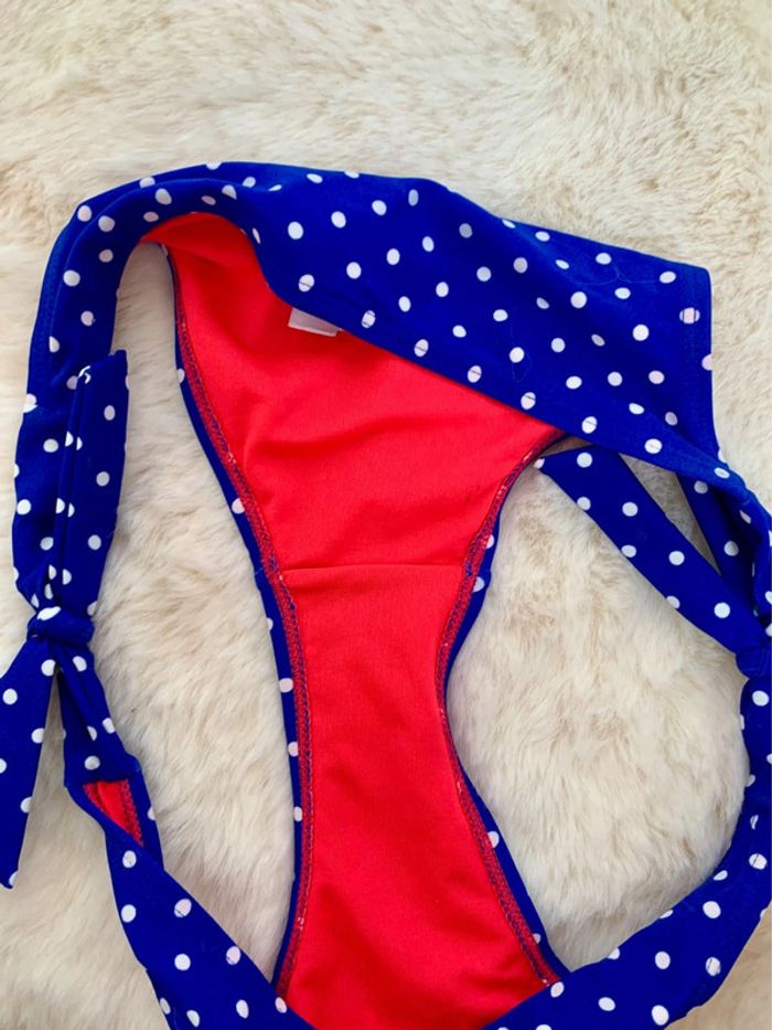 Bikini bleu électrique à pois - photo numéro 5