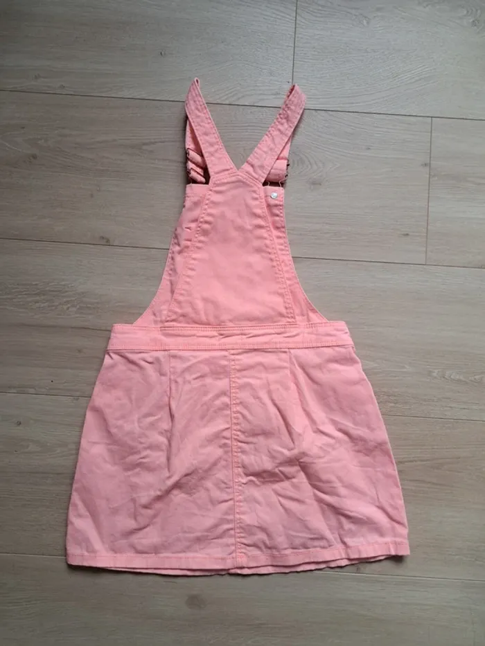 Lot pantalons/ robes 8A - photo numéro 3