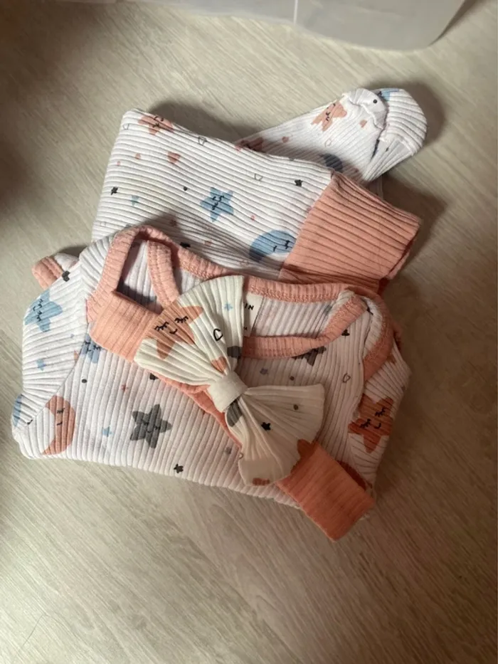 Lot Vêtements en 3-6 mois - photo numéro 5