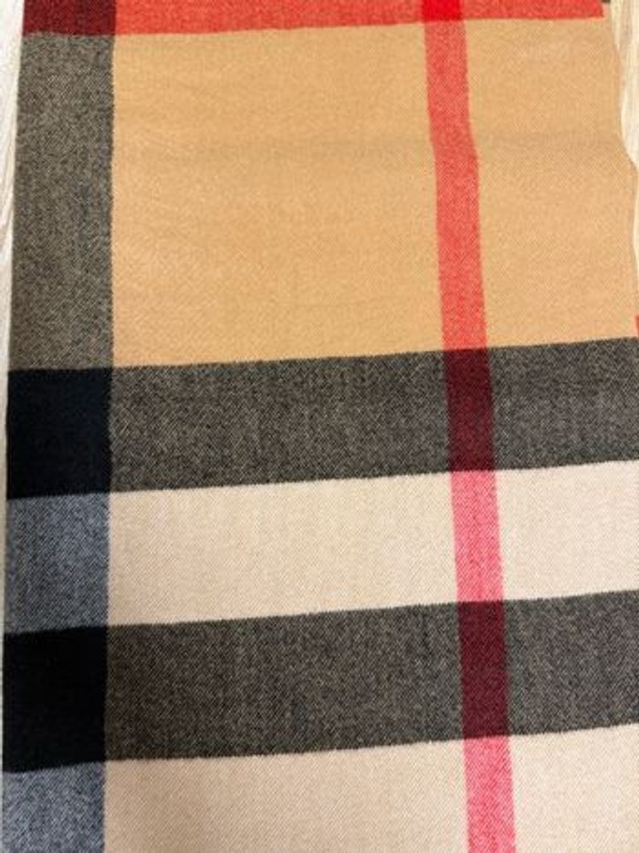 Écharpe Burberry - photo numéro 7