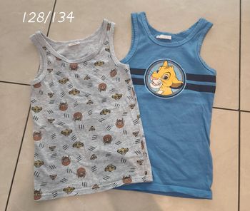 Lot 2 Débardeurs roi lion simba 128/134