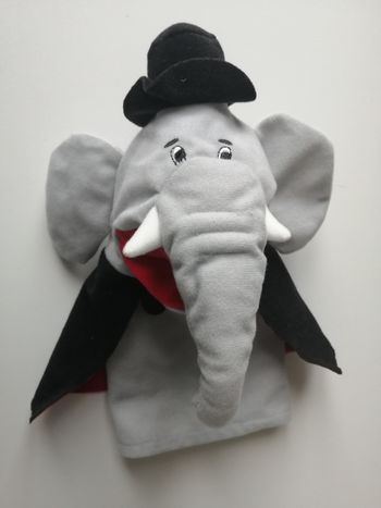 marionnette peluche éléphant