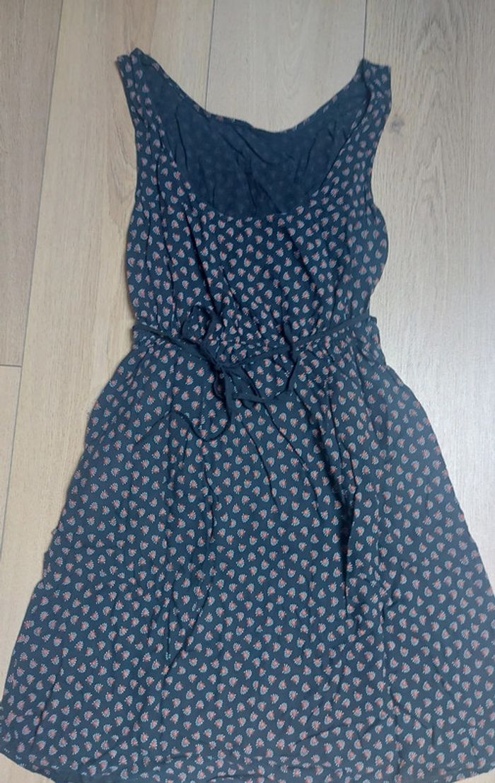 robe à motifs de la marque Clockhouse
Taille 36 - photo numéro 3
