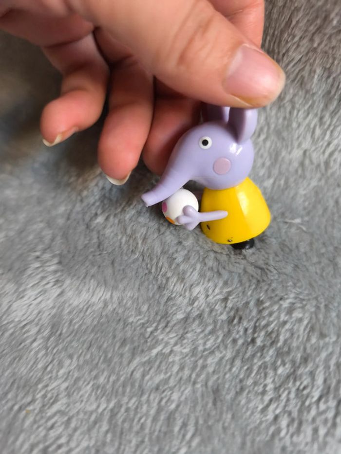 Figurine Peppa pig - photo numéro 4