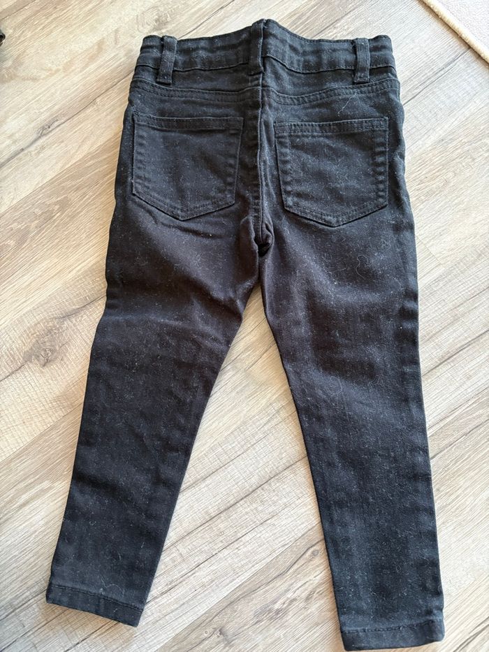 jean noir - photo numéro 3