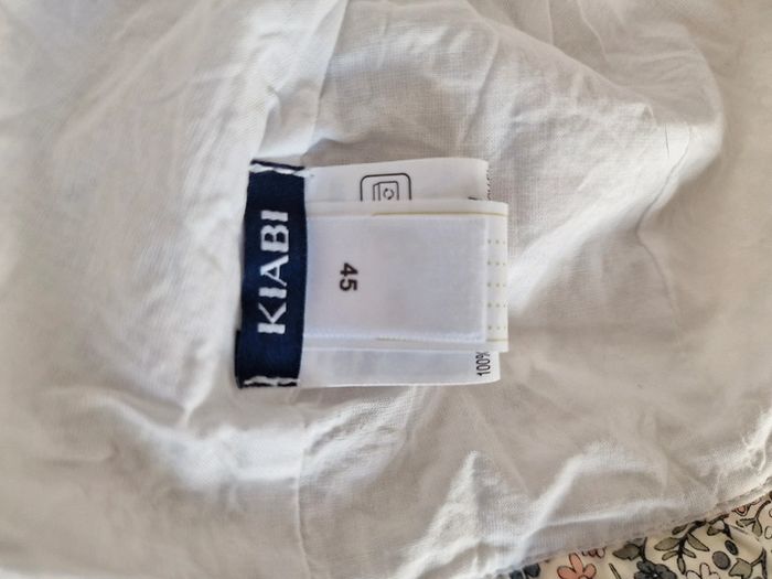 Ensemble 6M été fille kiabi (neuf) :
T-shirt + short + chapeau + chaussures - photo numéro 13