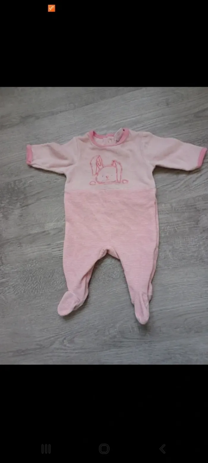 7 pyjamas 1 mois - photo numéro 6