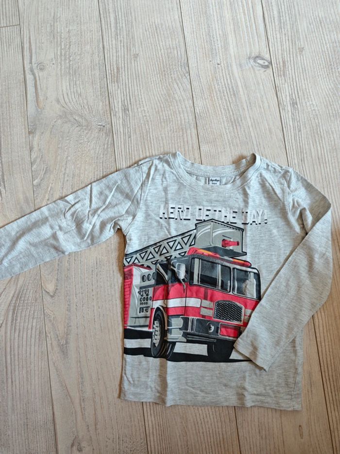 Tshirt manches longues 6 ans