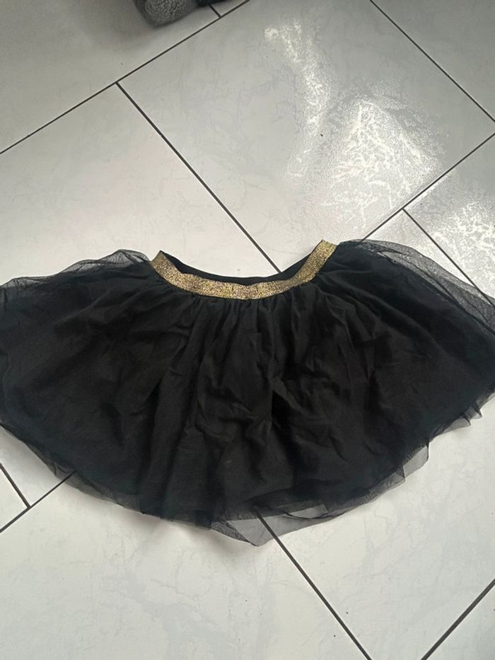 Jupe noire 10 ans - photo numéro 2