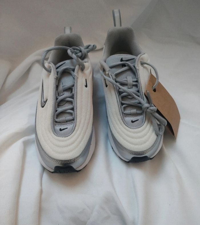 Nike air Max portal - photo numéro 2