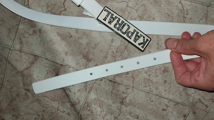 Ceinture Kaporal en cuir de vachette vernis blanc très bon état - photo numéro 5