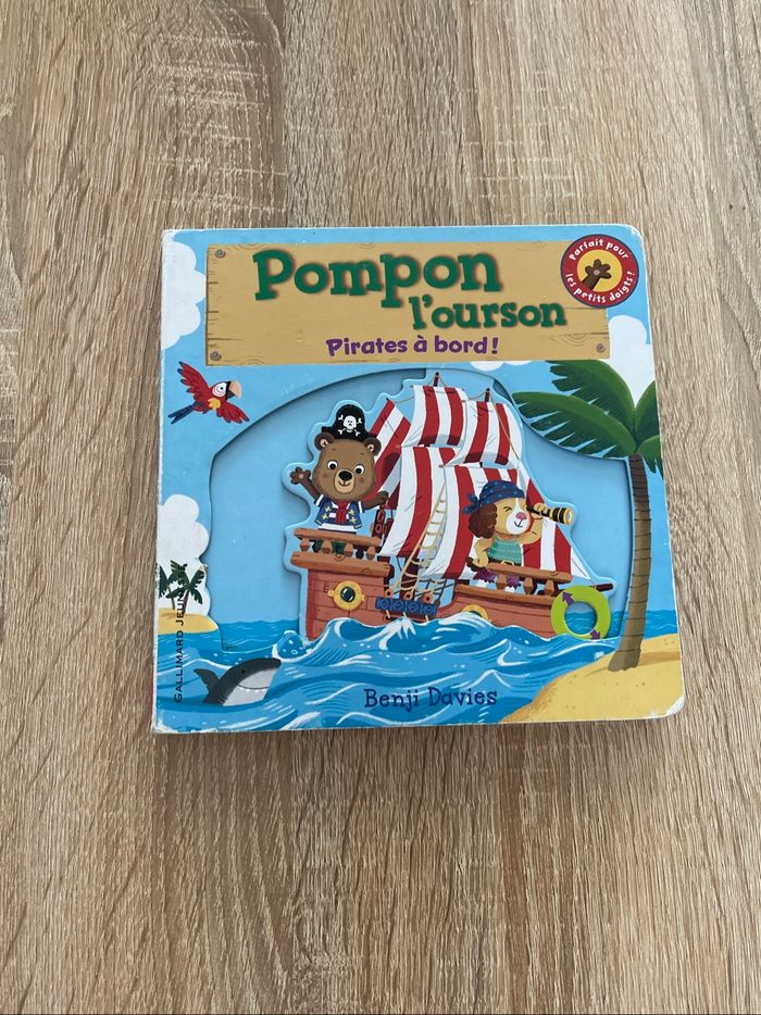 Pompon l’ourson pirates à bord !