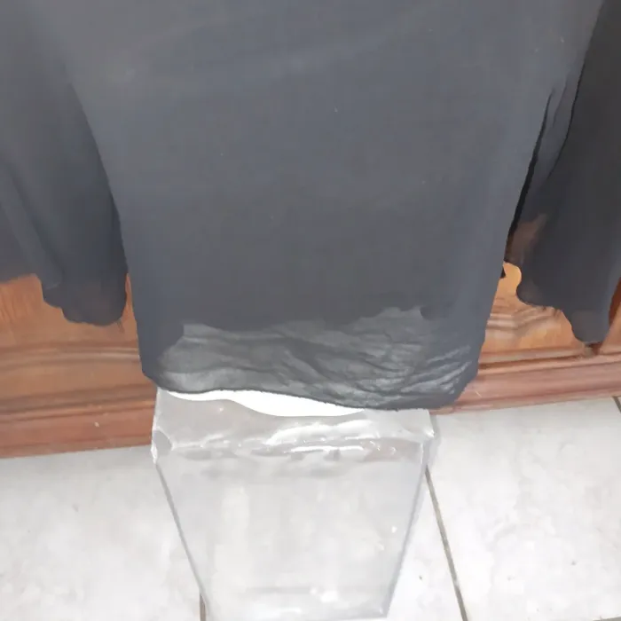 Tee-shirt noir manche chauve-souris taille 44 - photo numéro 2