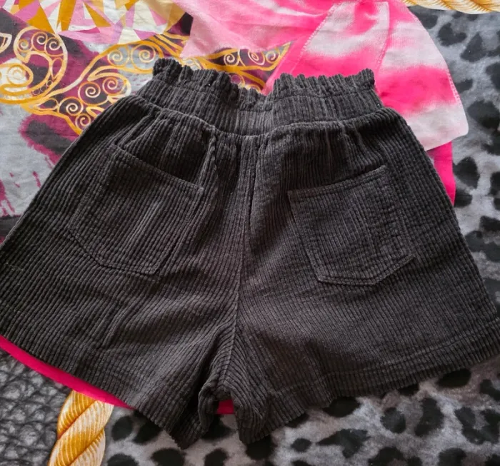Short en velours - photo numéro 2