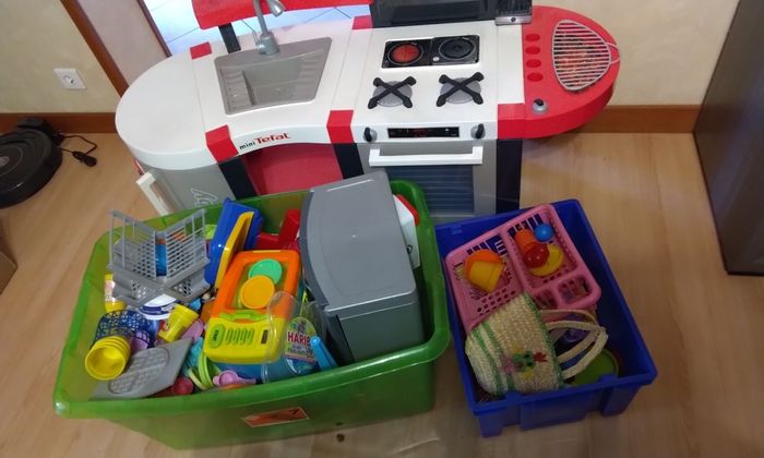 Cuisinière Smoby petit chef et gros lot de dinette