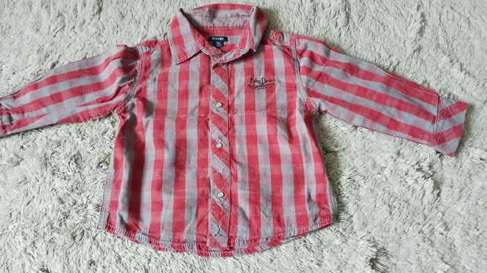 Chemise taille 18 mois