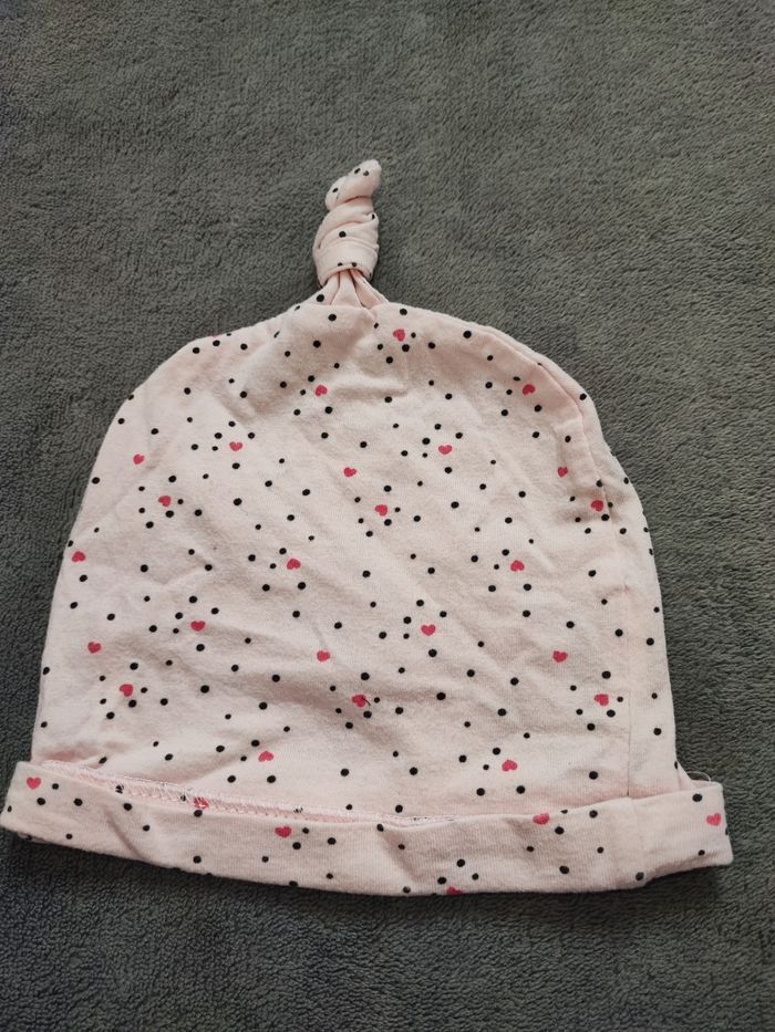 Bonnet neuf 0/3 mois