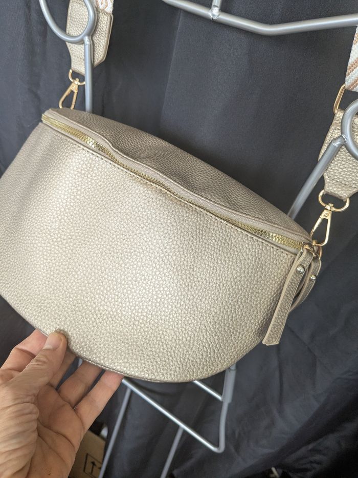 Sac banane bandoulière - photo numéro 3