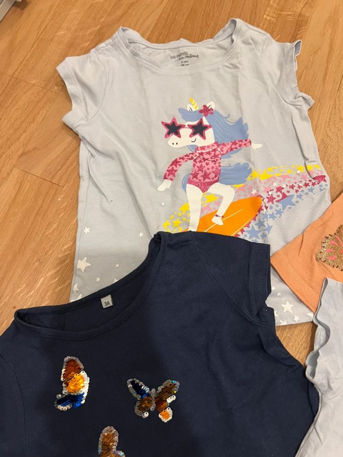 Lot de 4 t-shirts fille taille 3 ans - photo numéro 3