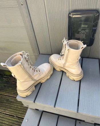 chaussures Boots fille taille 32 beige tex