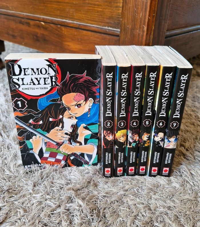 Lot de Manga Demon Slayer Tomes 1 à 7