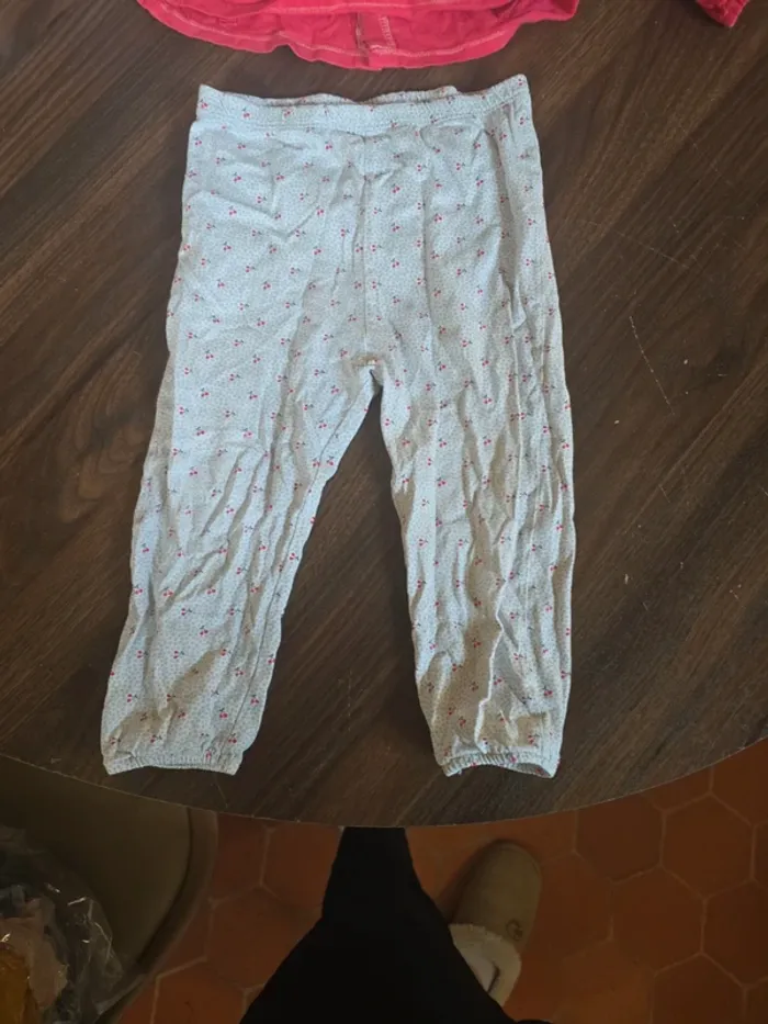 Pyjama 23 mois - photo numéro 3
