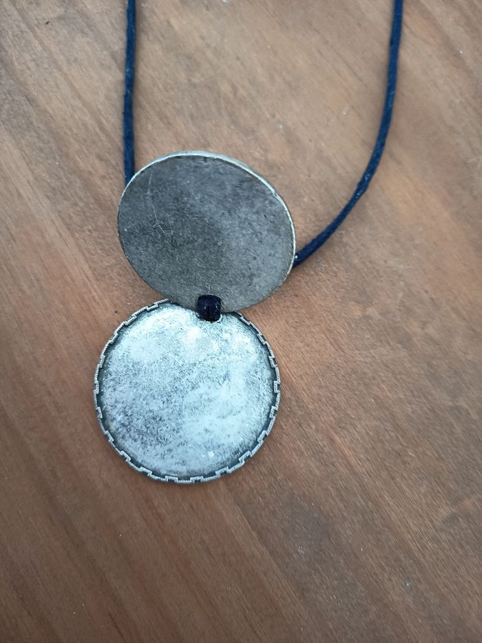 Collier année 90 - photo numéro 3