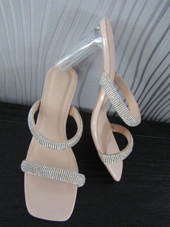 mules sabots sandales a strass talon haut et stable en bakélite transparent pointure indiquée 39
