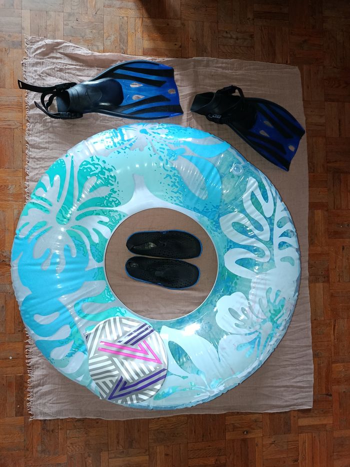Lot pour la plage ou la mer enfant