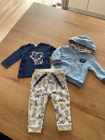 Ensemble 3 pièces marque Catimini taille 6 mois