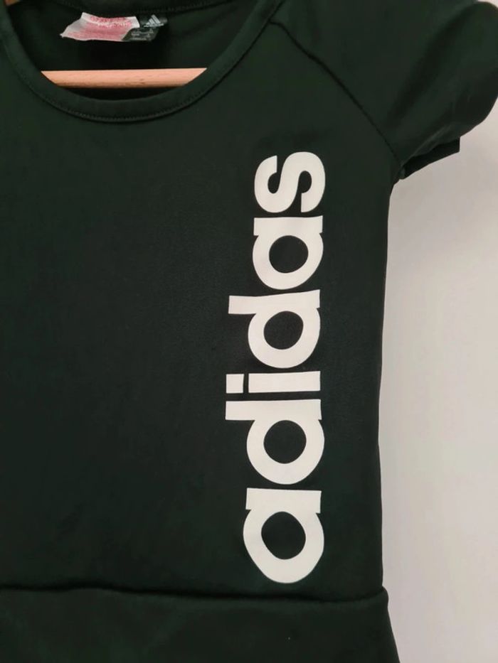 T-shirt noir original Adidas Taille 4-5 ans - photo numéro 2