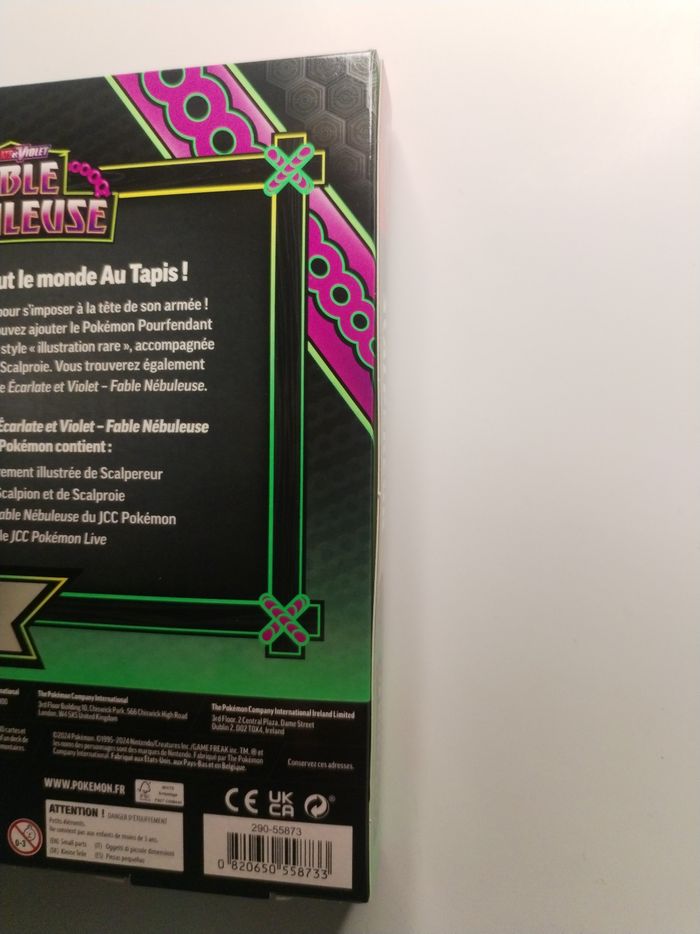 Coffret pokemon Scalpereur EV6.5 - photo numéro 4